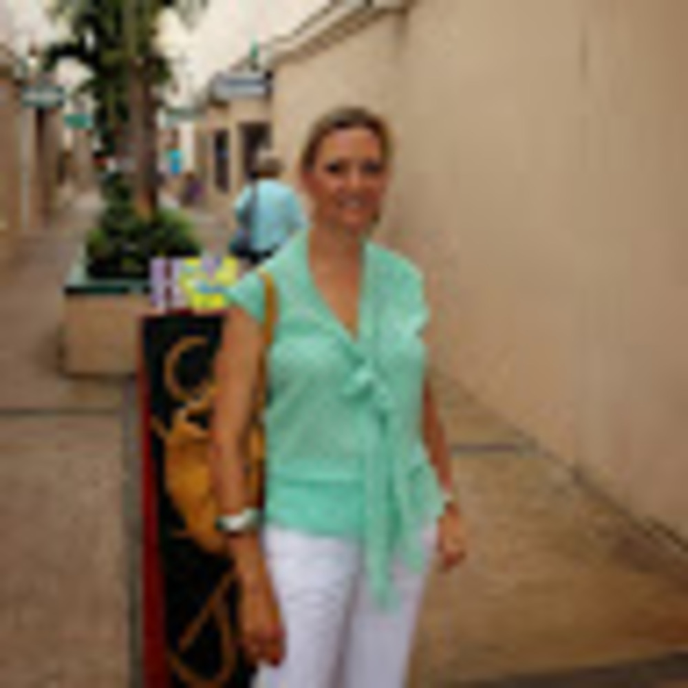 Meet your Posher, Lori